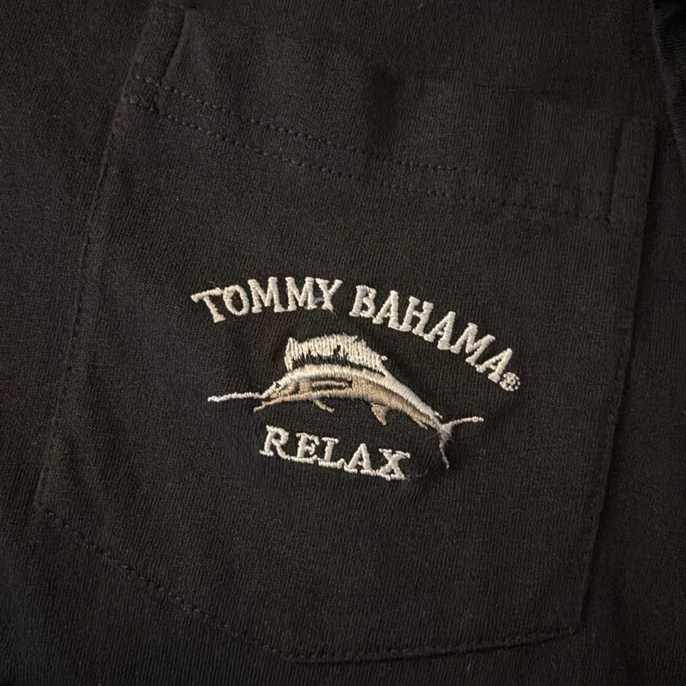 Tommy Bahama Shirt - Picture 2 of 5